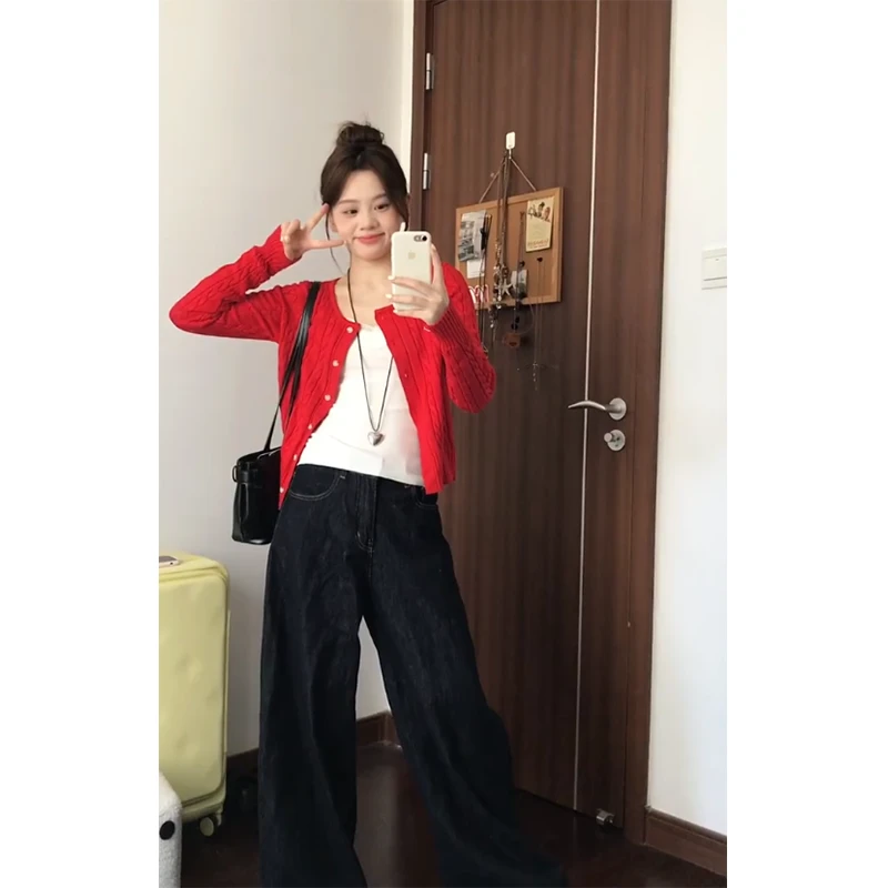 时尚穿搭女秋季圆领排扣长袖显瘦百搭小众针织开衫上衣休闲阔腿裤