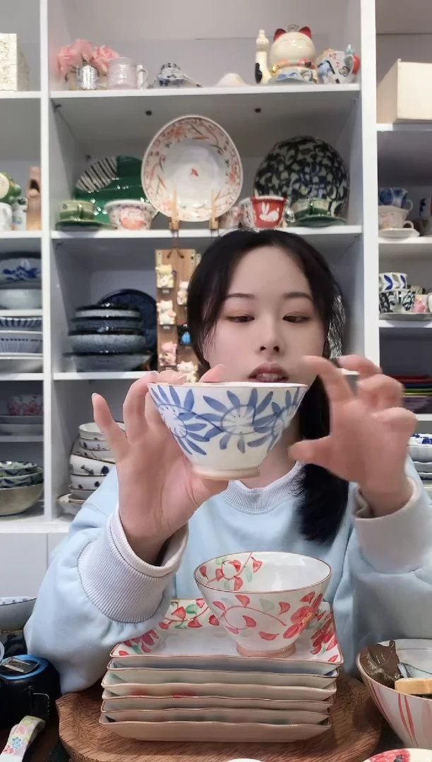 陶瓷手绘唐草高脚斗笠饭碗11.5cm