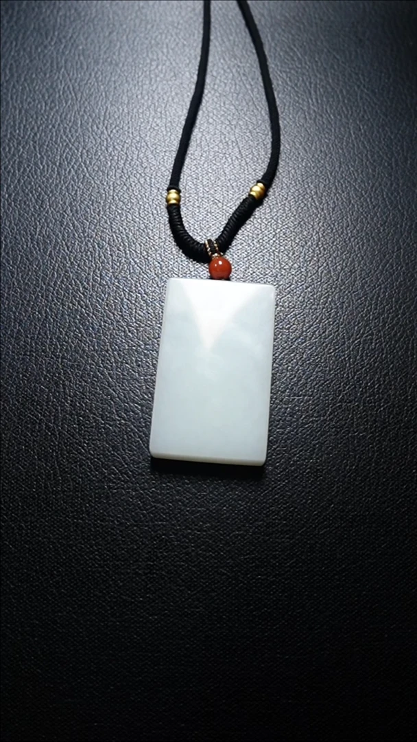 【闪购商品】和田玉颈饰未镶嵌无事牌