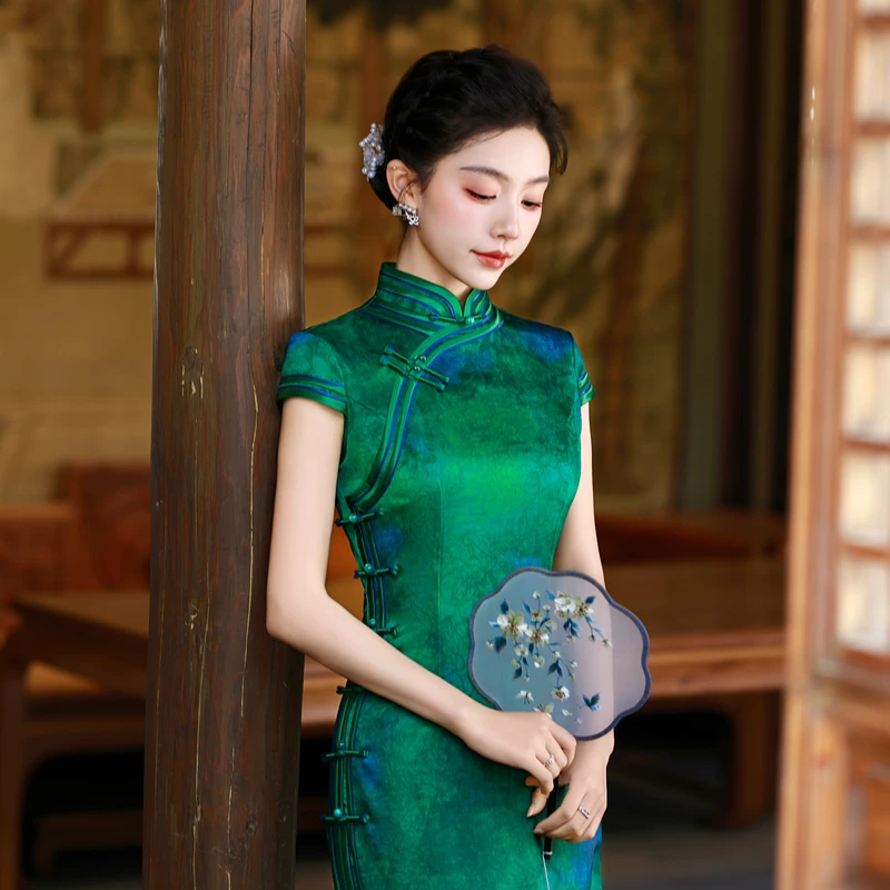 白幼秀新款2025复古时尚优雅中式立领港风款旗袍中国风旗袍5673