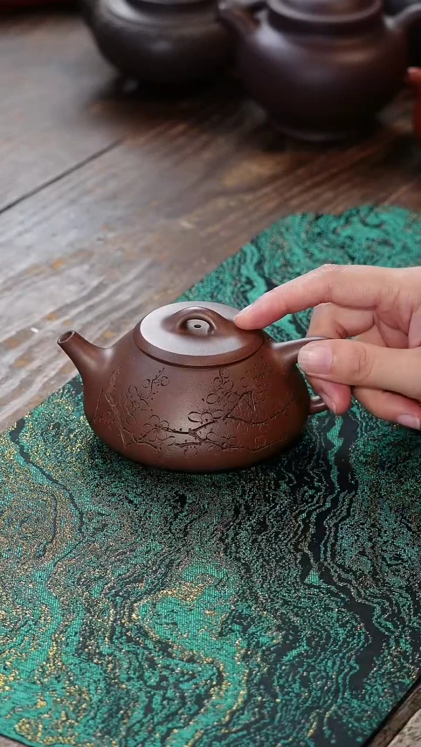 茶杯紫砂任瓢梅花刻绘