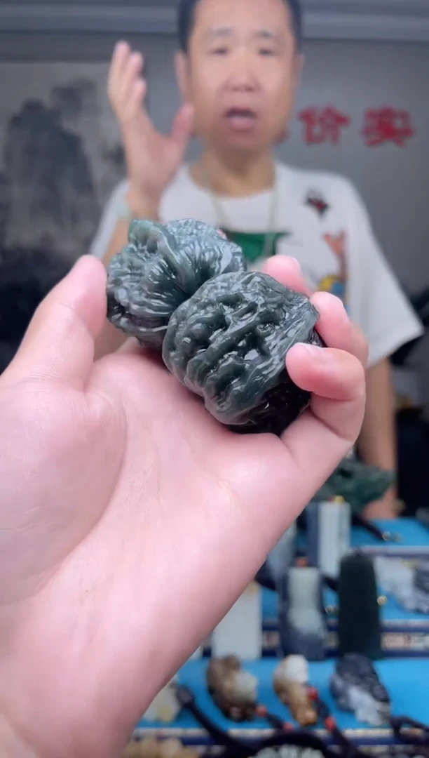 未镶嵌和田玉挂件1