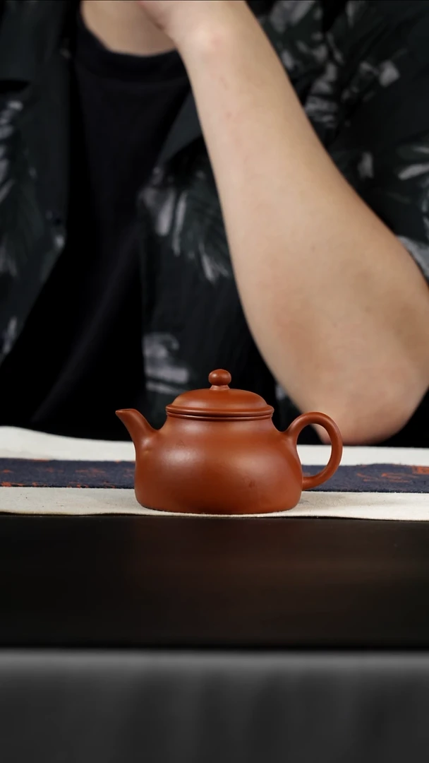 茶壶紫砂朱泥生料，140cc