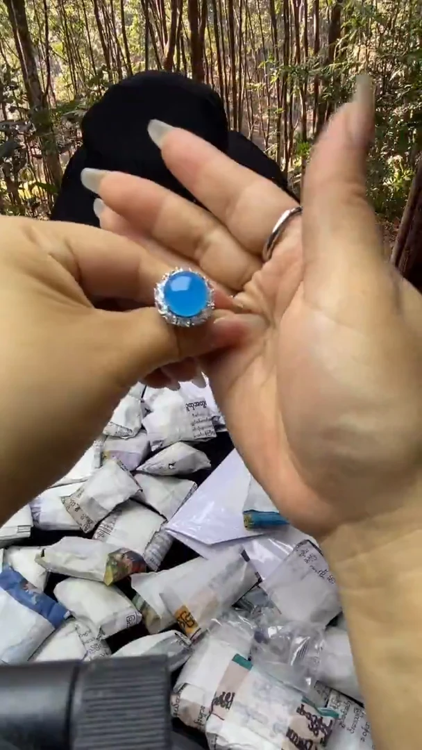 满色吊坠    所见即所得