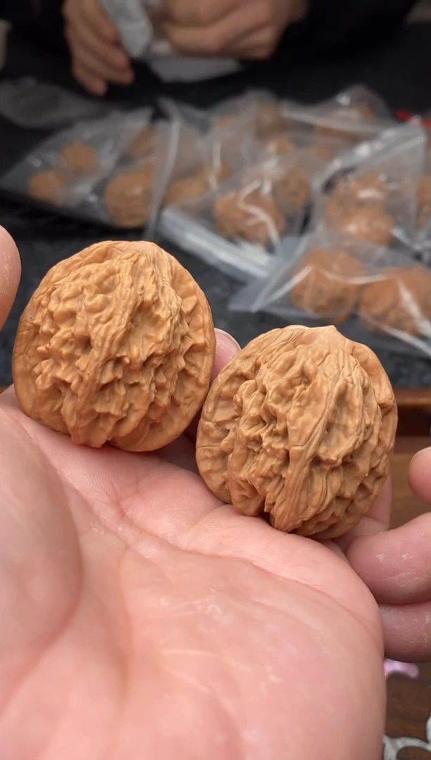 【闪购商品】文玩核桃把件A191号40尺虎头