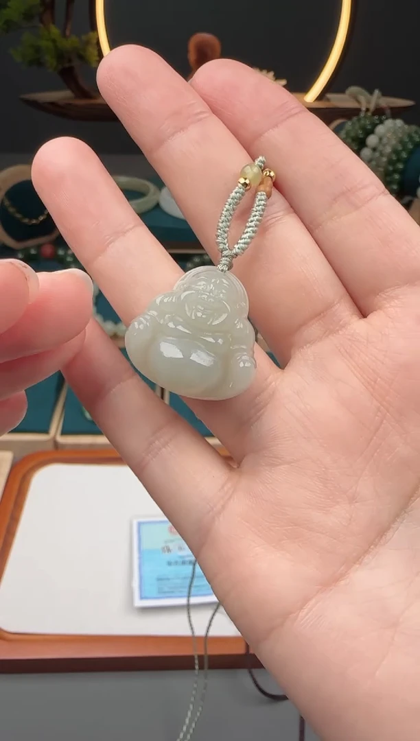 颈饰未镶嵌和田玉佛公吊坠