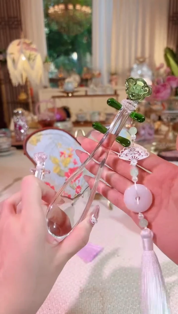 琵琶茶勺-----绿色流苏