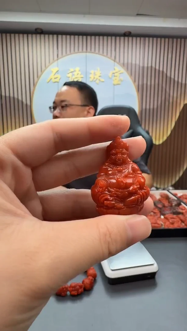 未镶嵌雕刻南红玛瑙062ZB1210产品一个