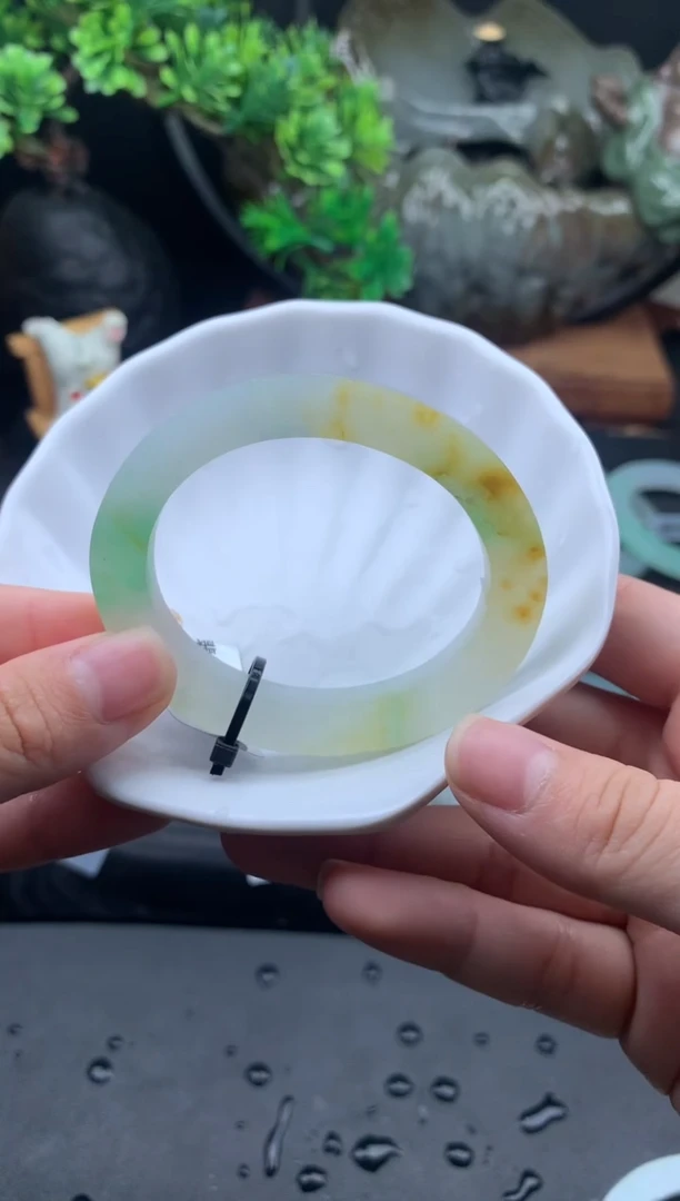 未镶嵌手镯定制翡翠53内