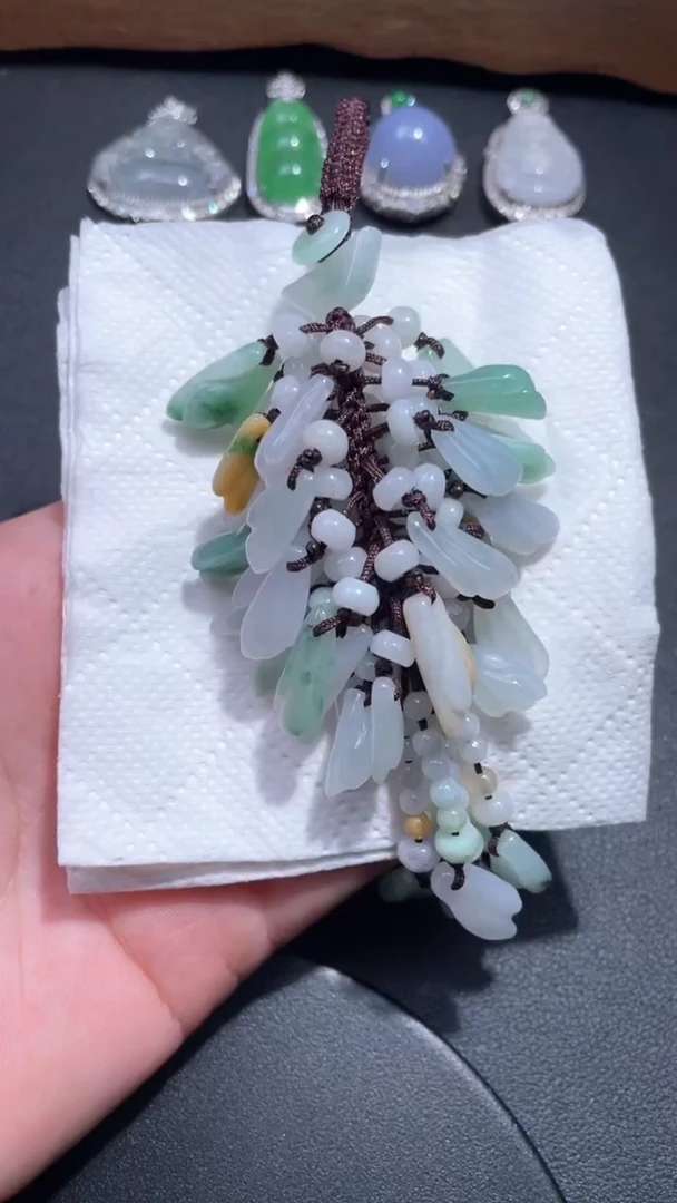 未镶嵌挂件翡翠31