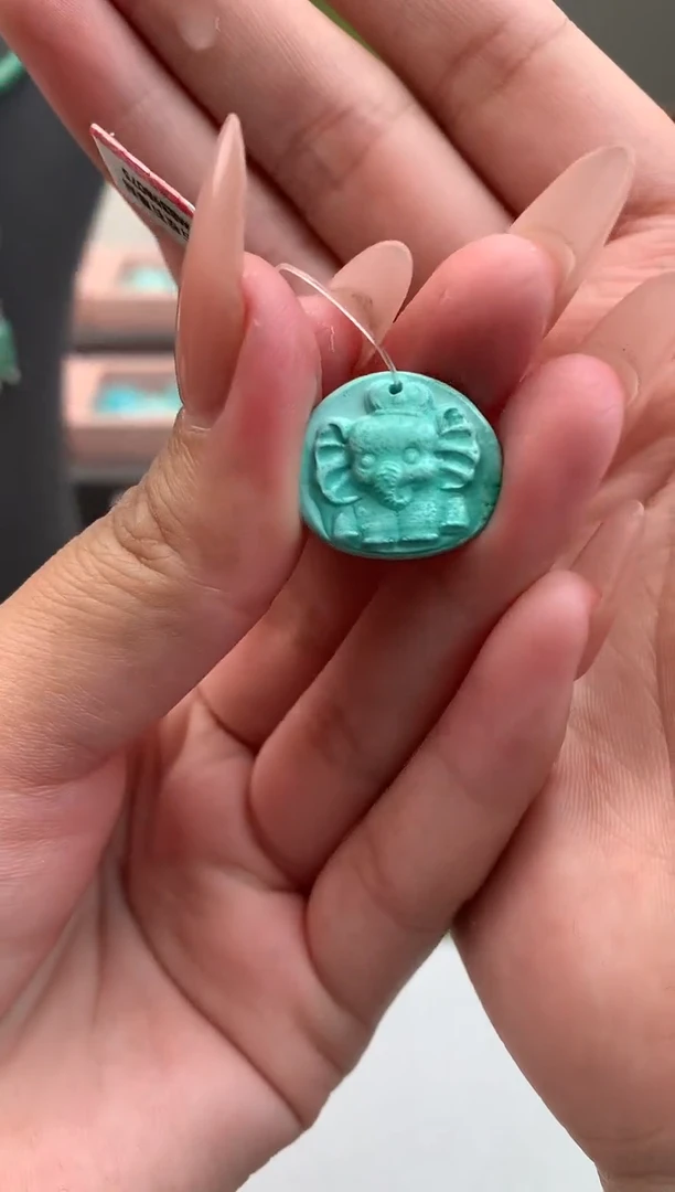 【闪购商品】绿松石雕刻未镶嵌R40