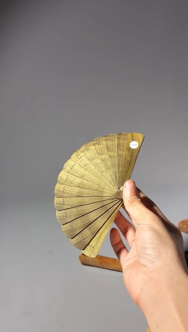 其他楠木（金丝楠）?****️784号10cm小叶桢楠掌中扇
