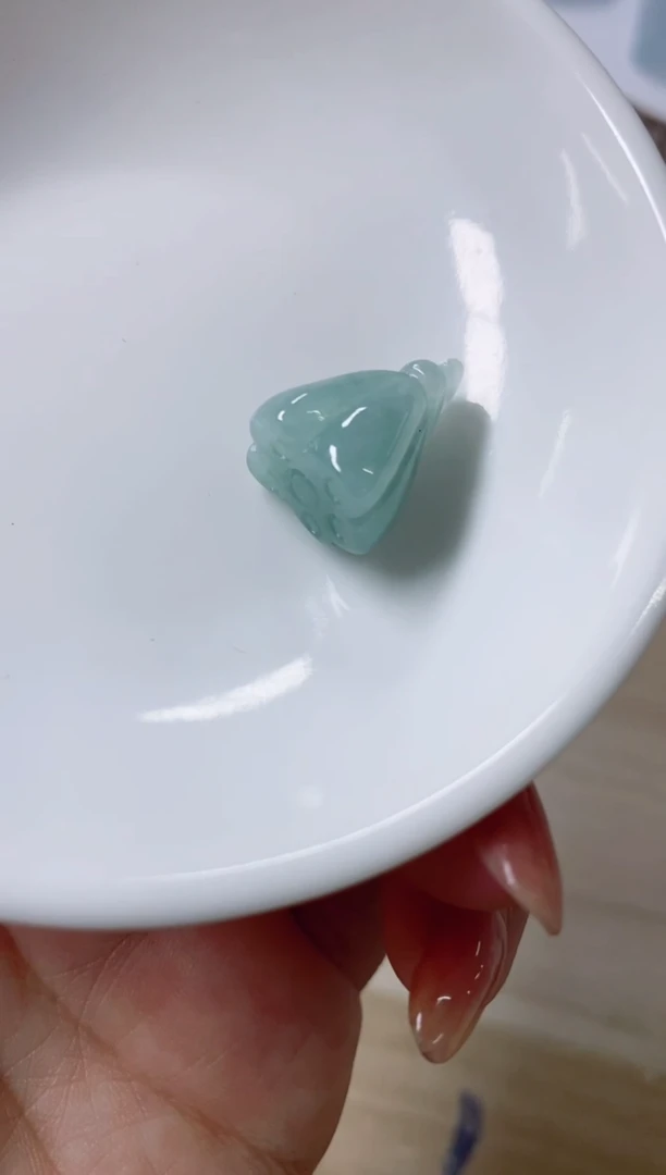 翡翠未镶嵌颈饰2天然缅甸翡翠A货莲蓬