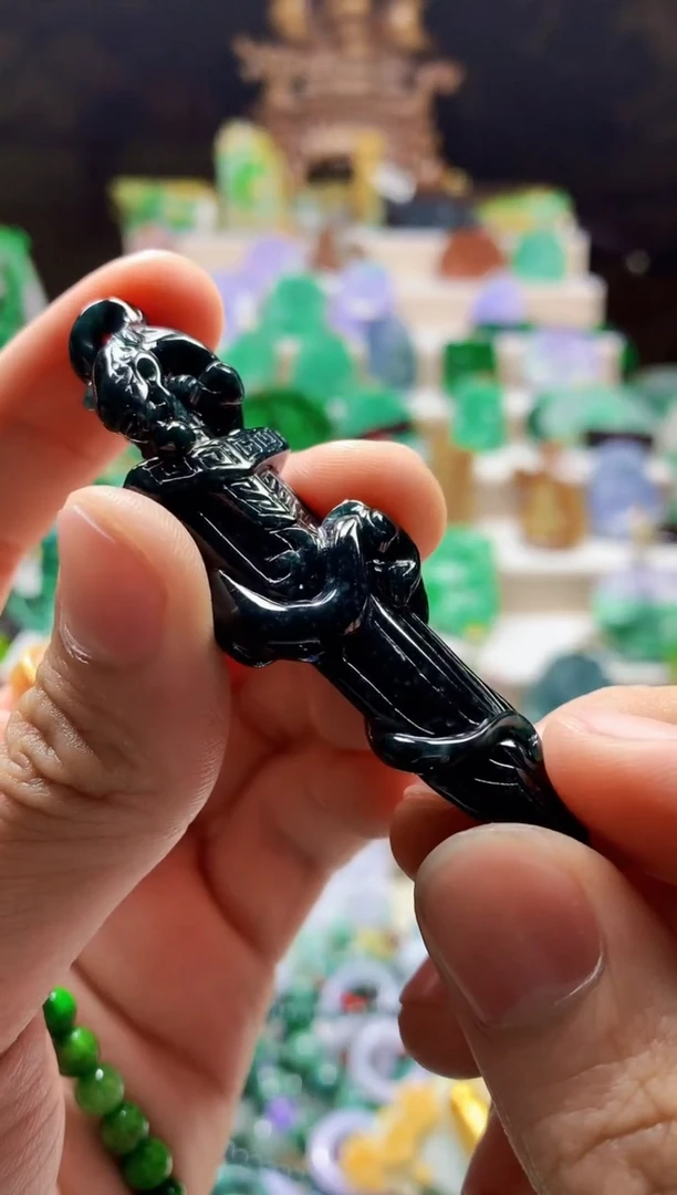 颈饰未镶嵌翡翠天然A货翡翠