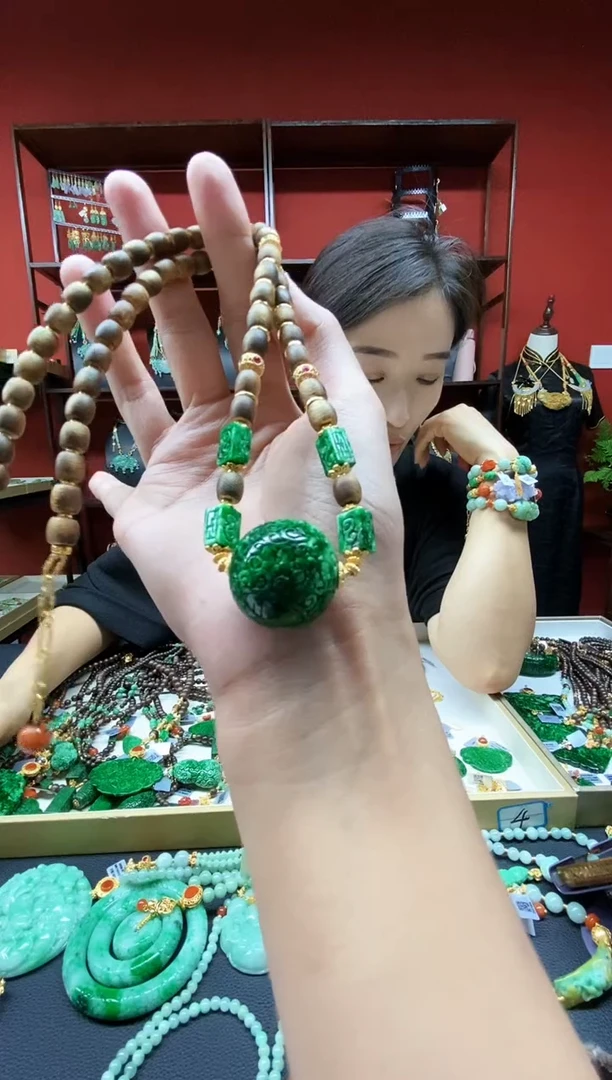 颈饰未镶嵌翡翠翡翠吊坠