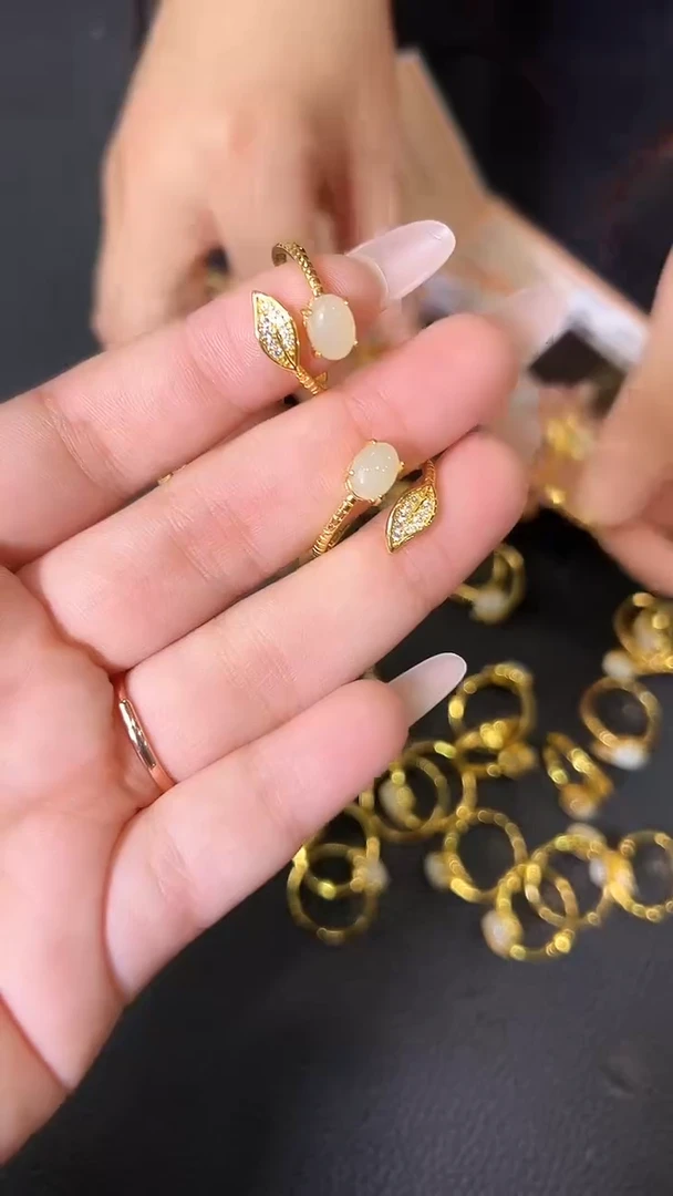 和田玉戒指未镶嵌009