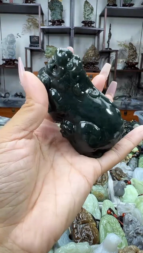 和田玉未镶嵌把件272