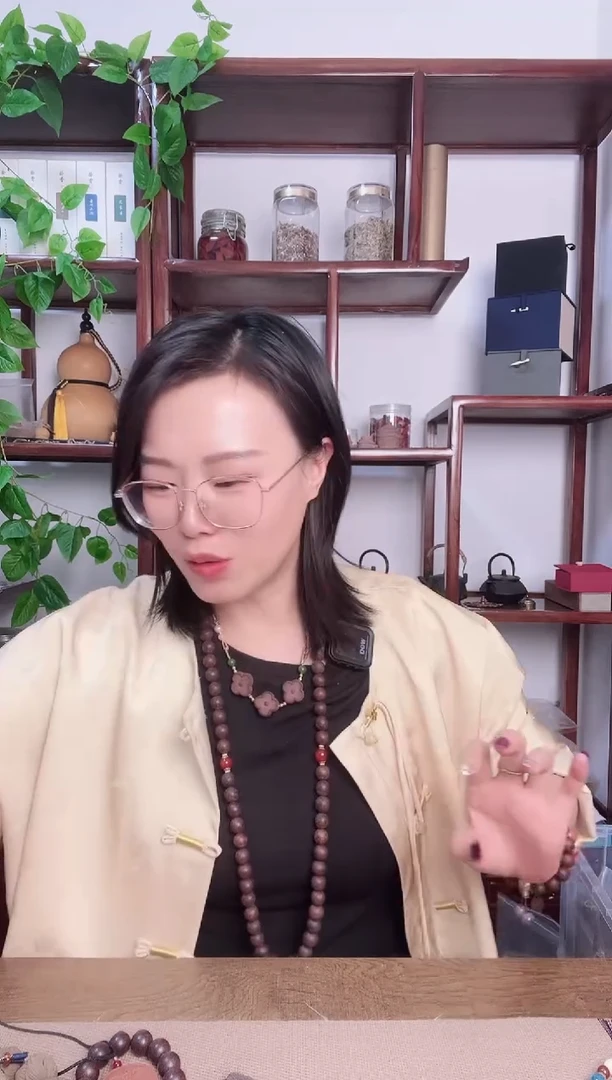 珠串芳华+栀子+花蕊夫人的大斜挎