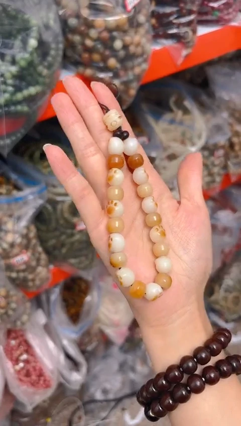 吊坠菩提根/象牙果猫爪手机链