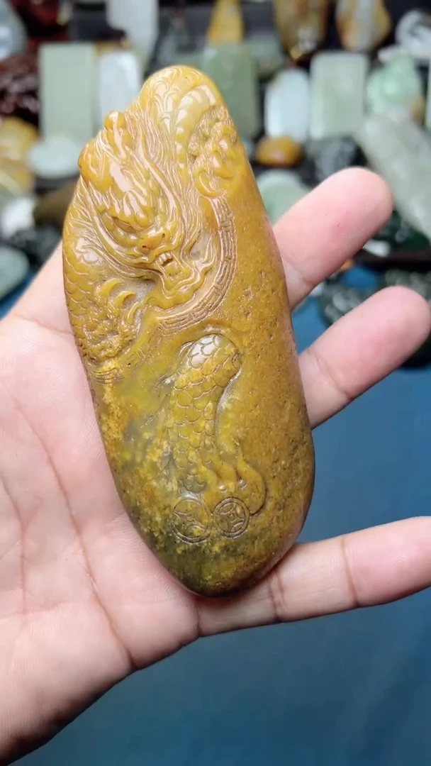 未镶嵌和田玉把件-
