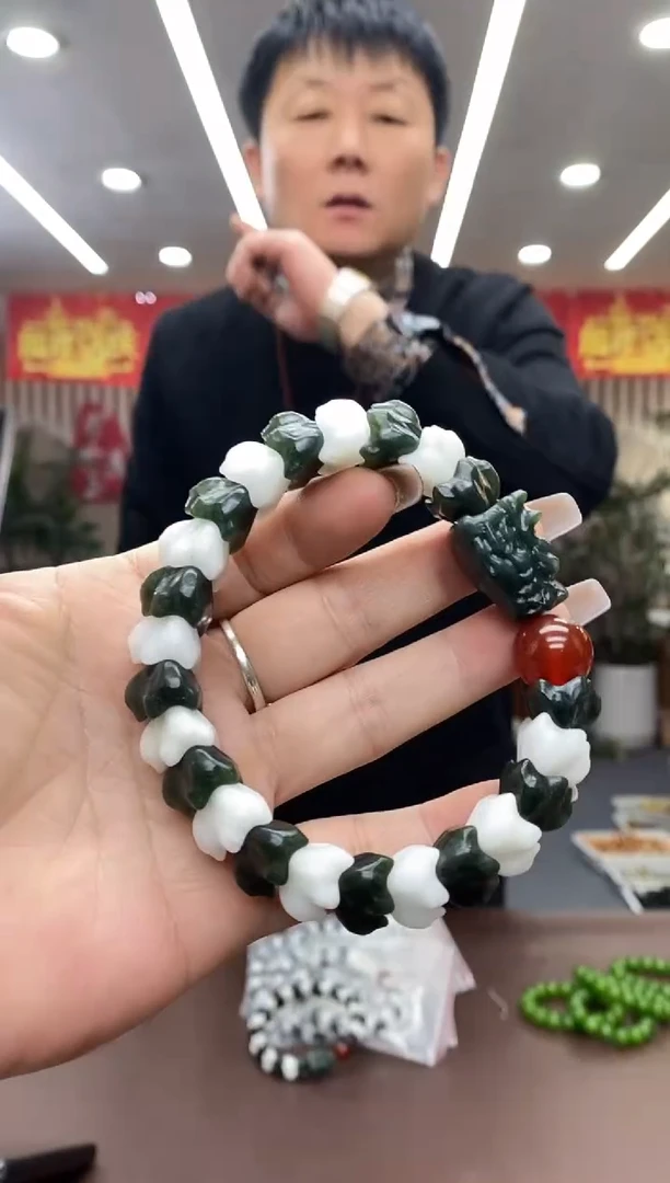 未镶嵌手链和田玉多样式发货随机发一