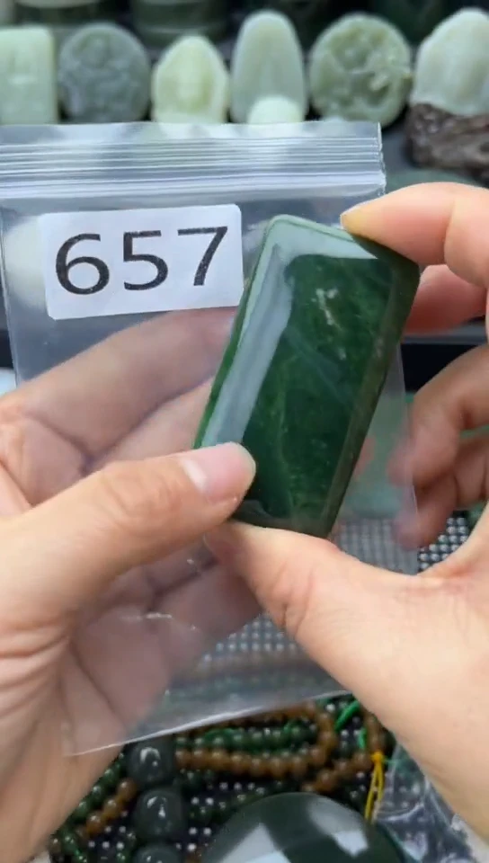 未镶嵌和田玉珠宝半成品牌子