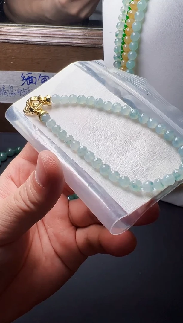 定制翡翠未镶嵌卡5+缅甸天然翡翠A货