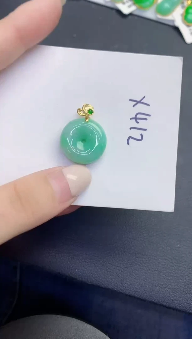 颈饰未镶嵌翡翠缅甸天然翡翠A货
