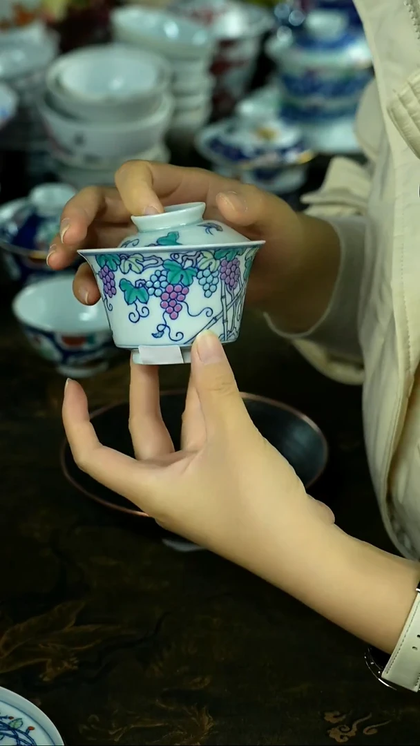 茶具还挺美，蹲下看看！