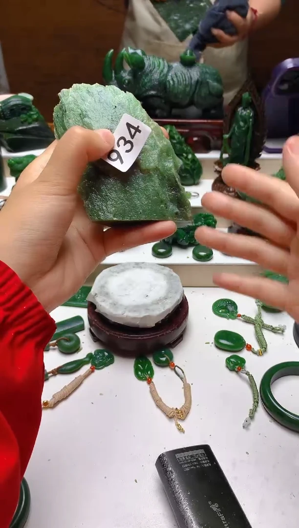 未镶嵌和田玉（碧玉）摆件1