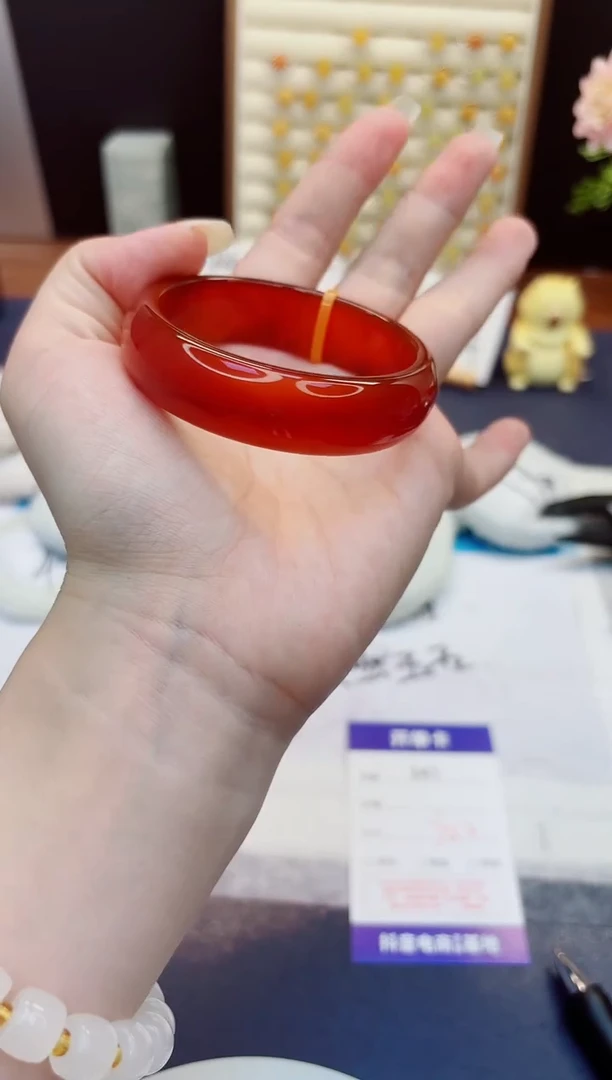 未镶嵌手镯石英质玉341-玛瑙-圈口53