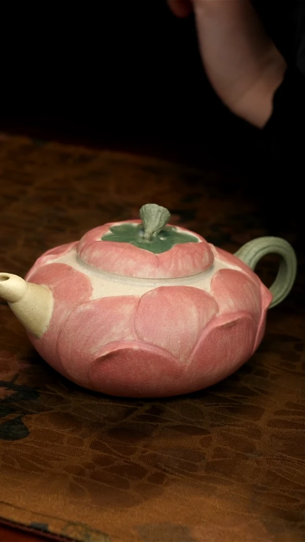 茶壶紫砂粉莲壶微瑕