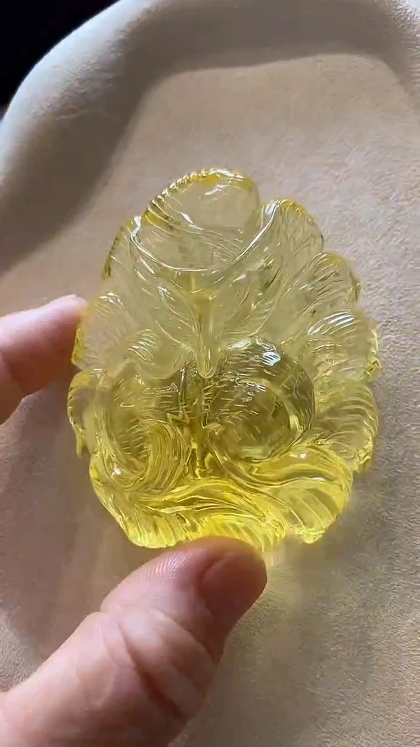琥珀颈饰未镶嵌吊坠