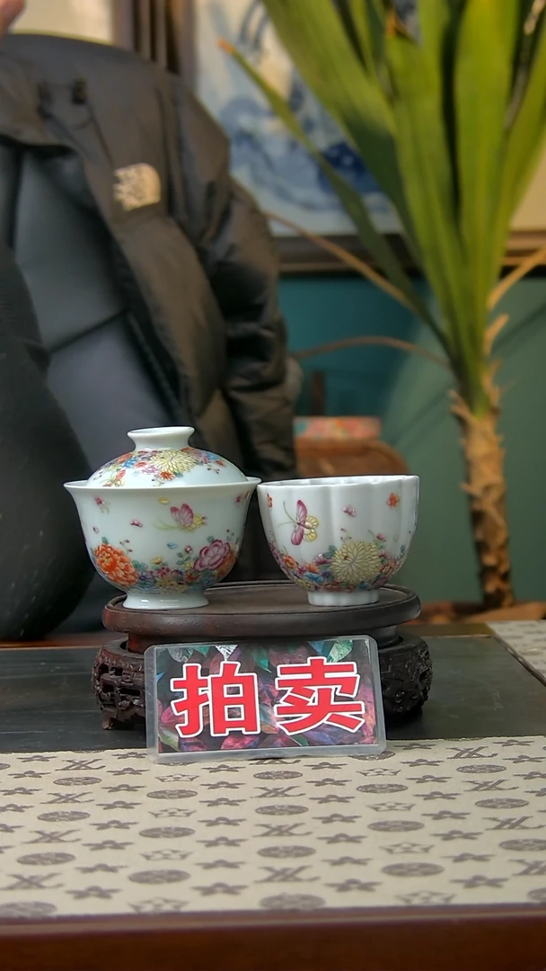 【闪购商品】傲雪蝶恋花盖碗主人杯