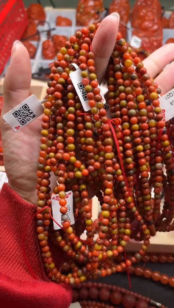 【闪购商品】南红玛瑙珠宝奇石未镶嵌-4+随机多样性/一条