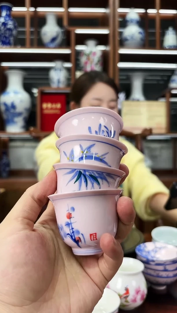 B19景德镇红稀稀梅兰竹菊4只