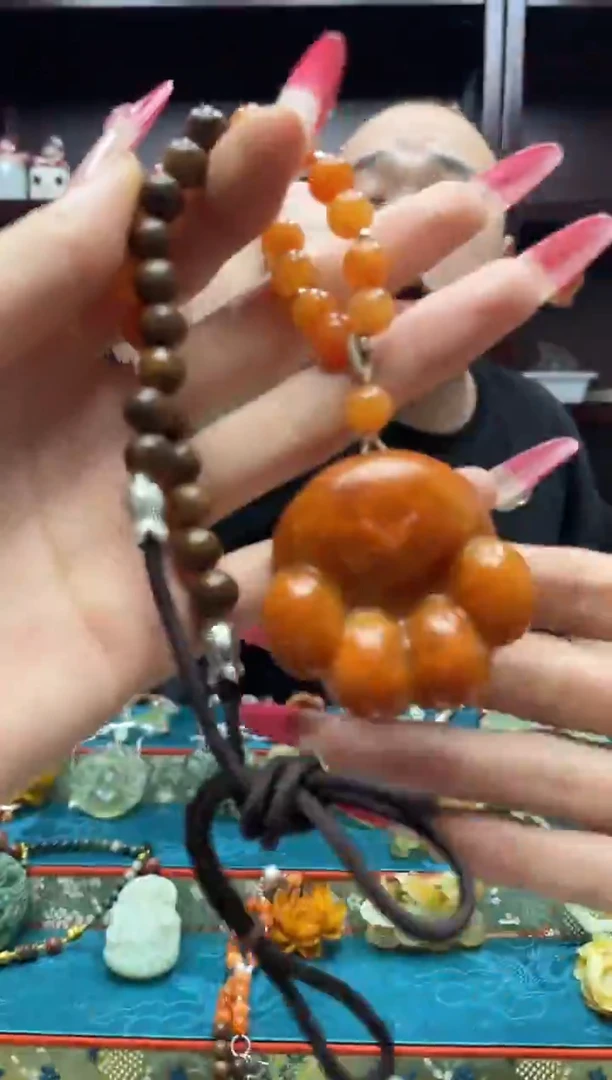 未镶嵌岫玉吊坠·