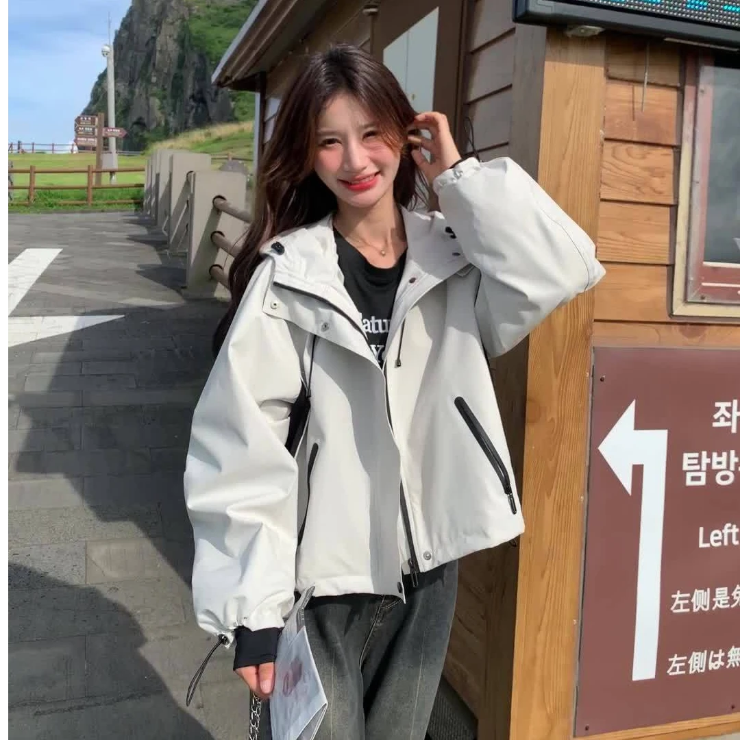 拼色连帽短款冲锋衣外套女2025春季新款高级感宽松休闲小个子上衣