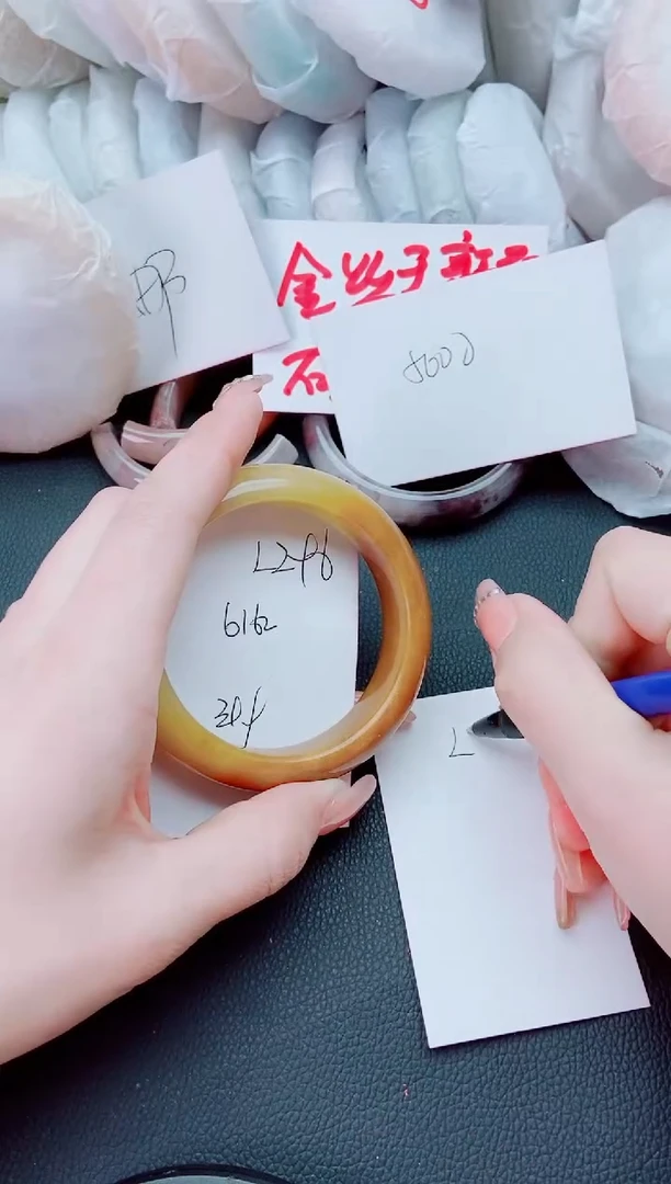 【闪购商品】石英质玉手镯未镶嵌L296-61-62