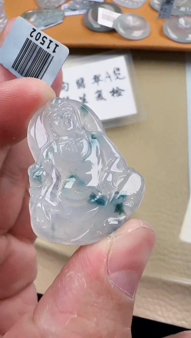 【闪购商品】翡翠颈饰未镶嵌翡翠