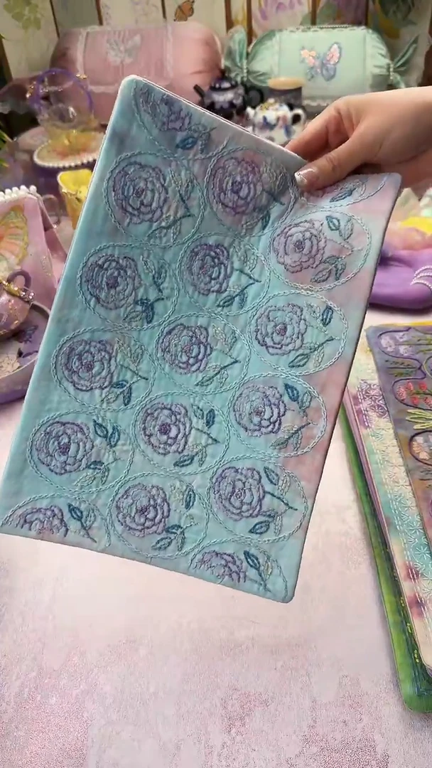 232玫瑰花园刺子绣茶席