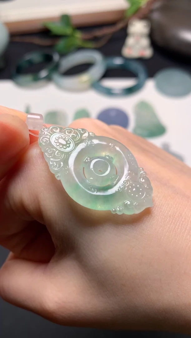 定制翡翠未镶嵌1020080383