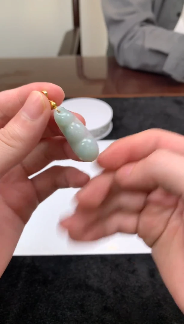 吊坠(不含链)银S925镶嵌翡翠翡翠豆子吊坠（多样性发其一）