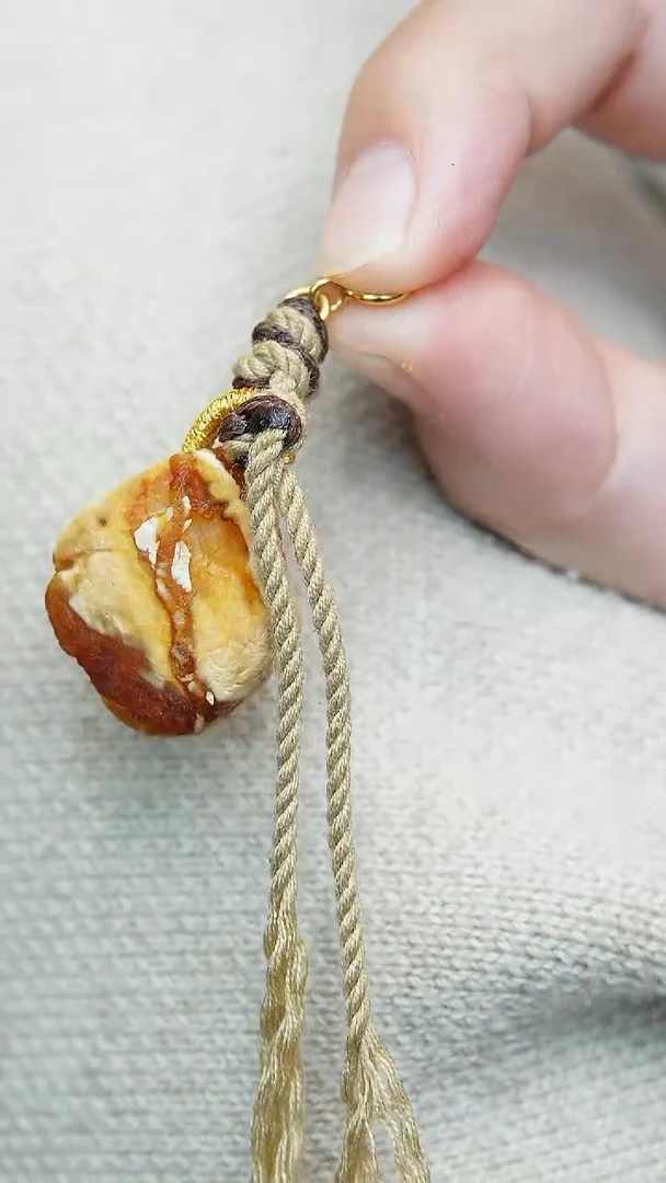 【闪购商品】蜜蜡裸石未镶嵌原石