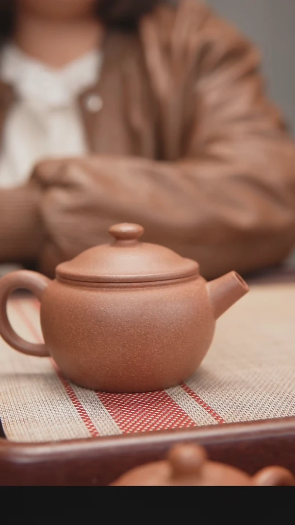 茶壶紫砂微瑕盖松桃花泥巨轮180cc