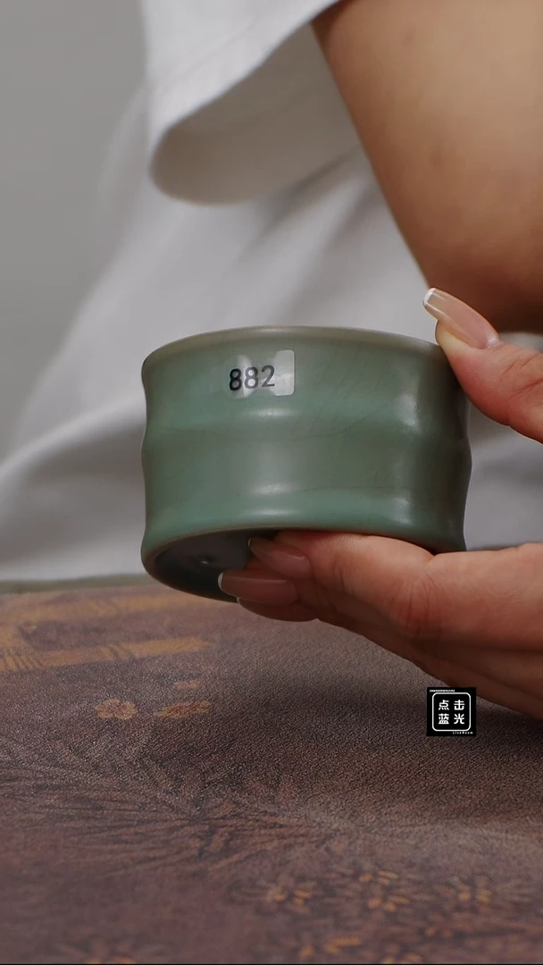瓷片王君子柴烧竹节杯  国非遗章款
