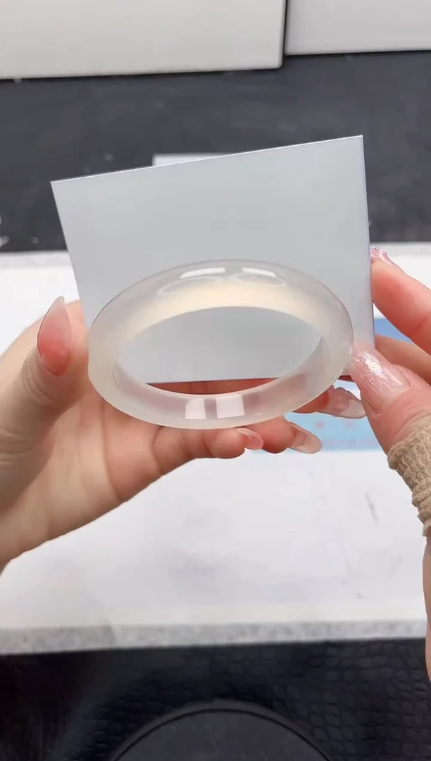 【闪购商品】石英质玉手镯未镶嵌66-56