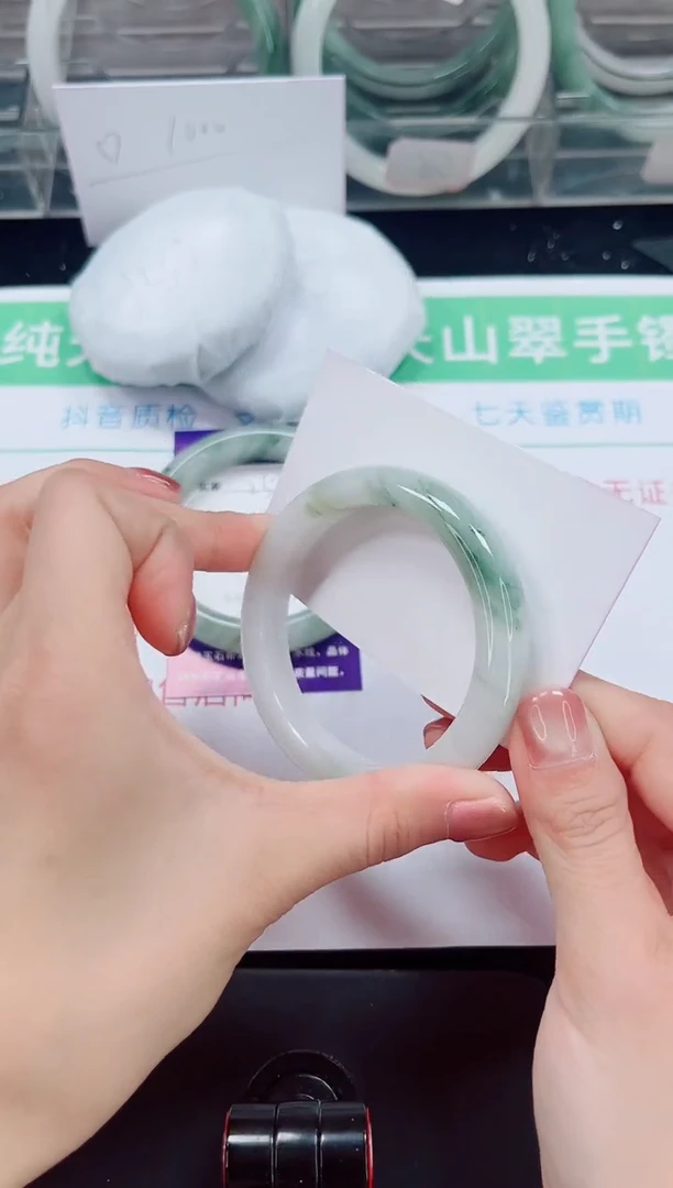 未镶嵌手镯石英岩玉26-54/55