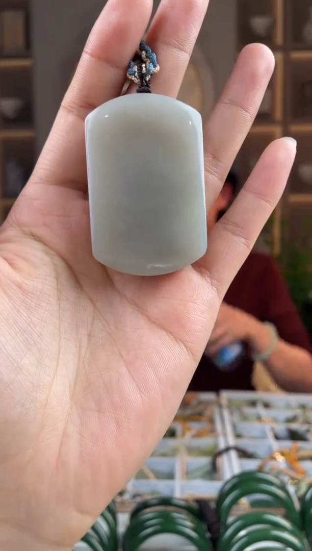 颈饰未镶嵌和田玉拍一发一，拍一发一