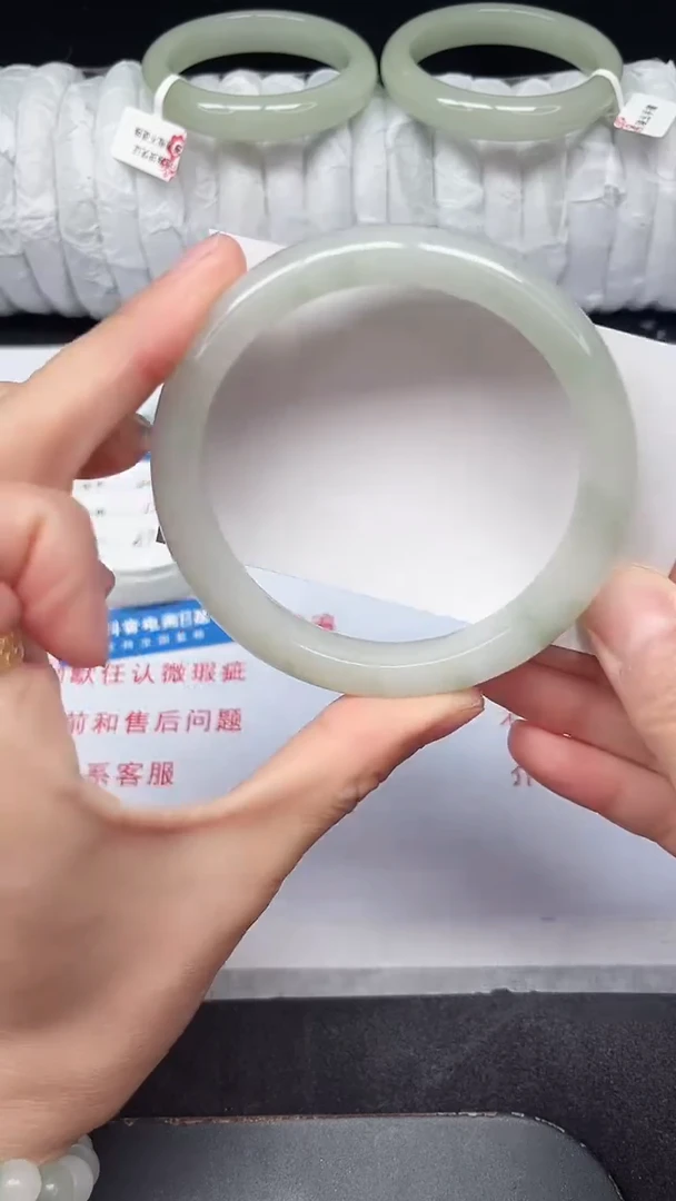 未镶嵌手镯石英质玉247-60/61